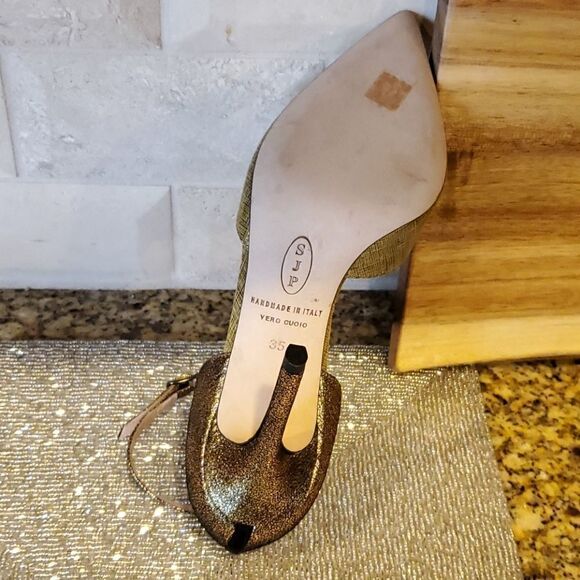 SJP Gold Heel - Size 35 ***1 SHOE ONLY---Right Shoe Only*** - Picture 6 of 7